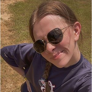 Meet your Posher, Cat